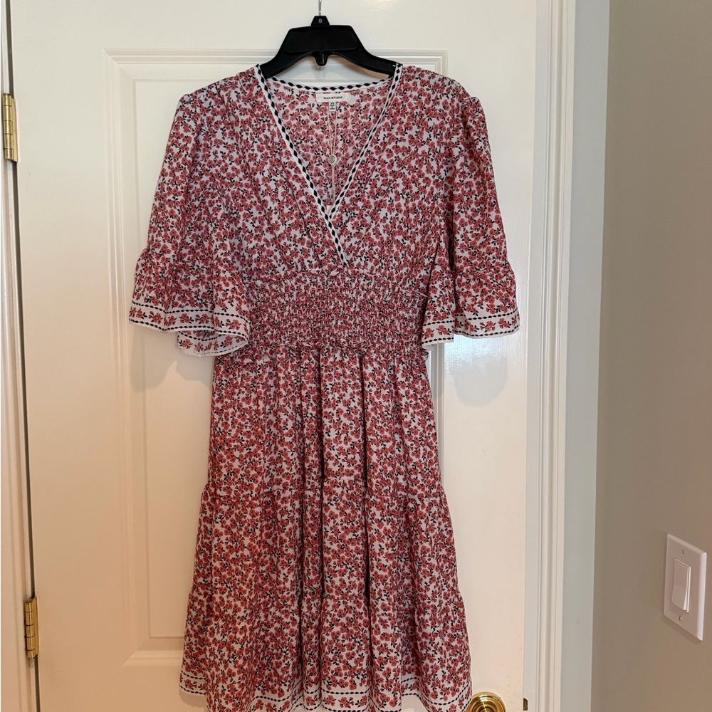 Max Studio Red Floral V-Neck Smocked Midi Dress with Whipstitch Trim